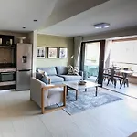 Luxury Apartments In The Rockwell, Close To The V&A Waterfront