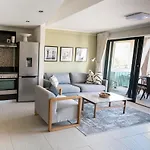 Luxury Apartments In The Rockwell, Close To The V&A Waterfront
