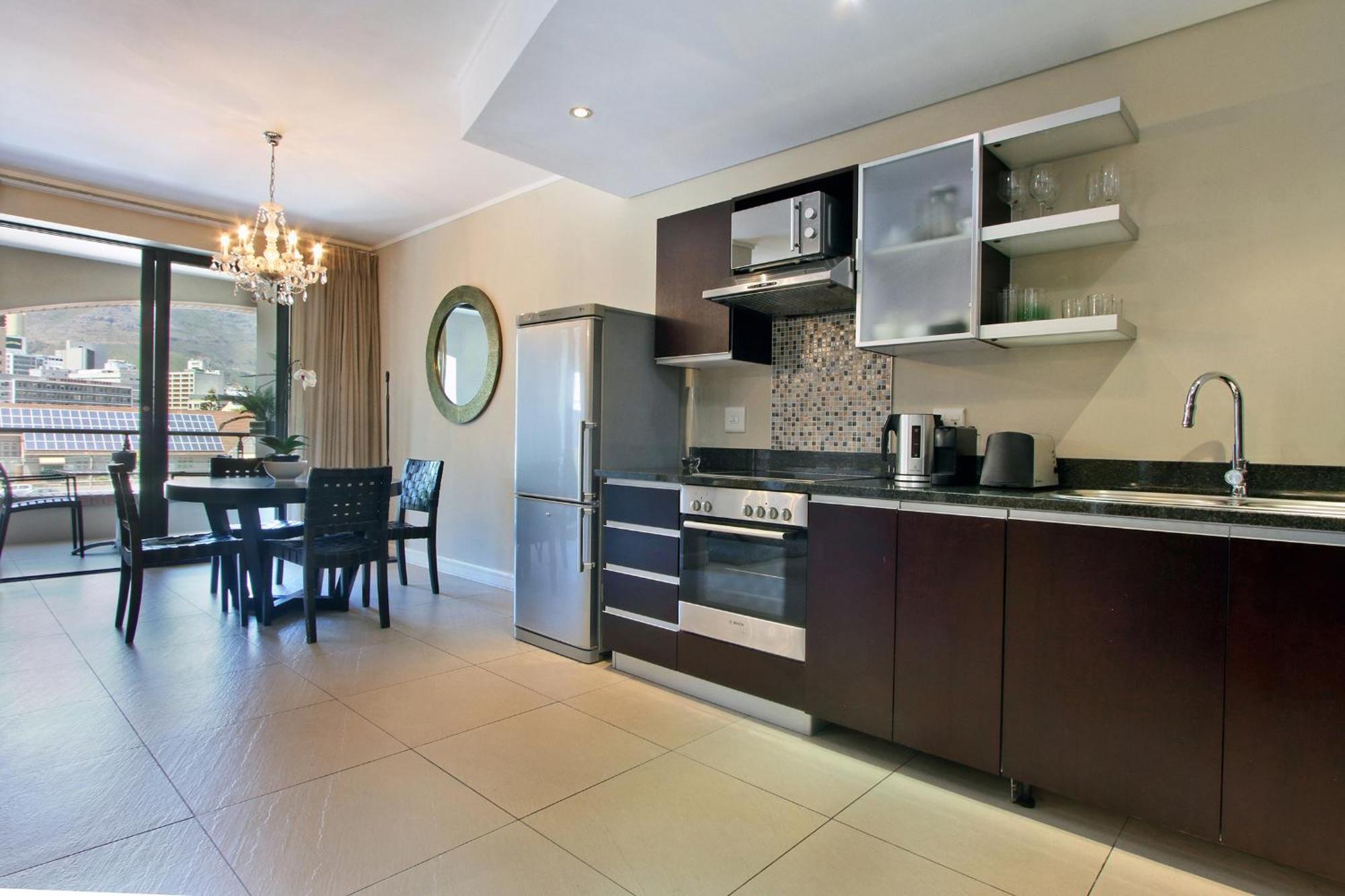 Luxury In The Rockwell, Close To The V&a Waterfront Apartment *