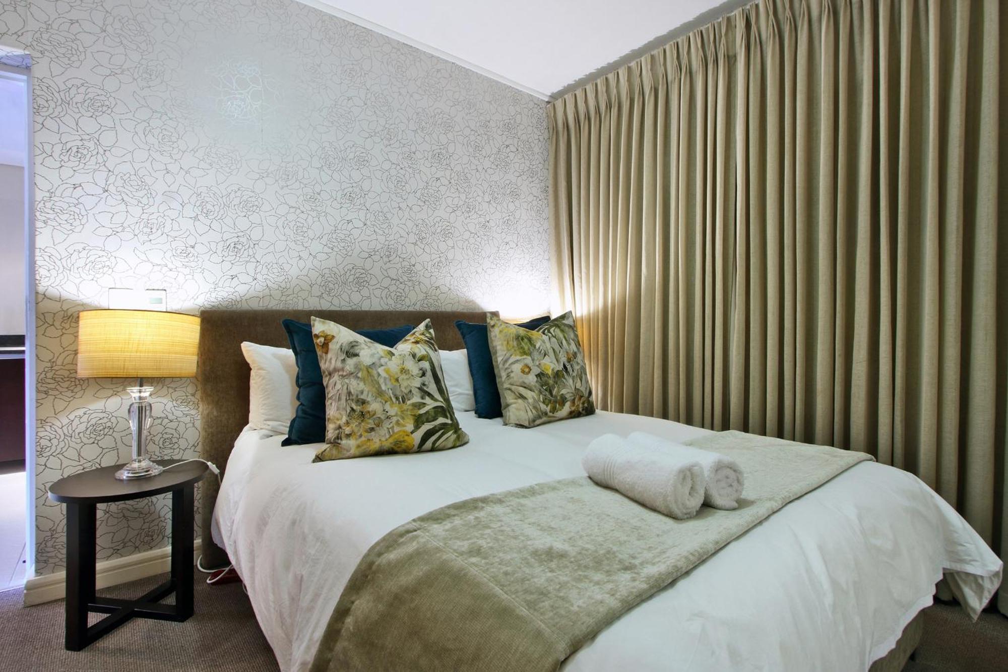 Luxury In The Rockwell, Close To The V&a Waterfront Apartment Cape Town